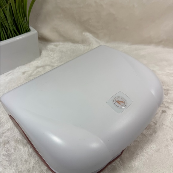 Trophy Skin White Skincare Tool - Picture 5 of 6